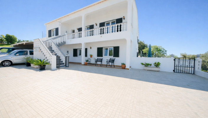 Image No.27-5 Bed Villa for sale