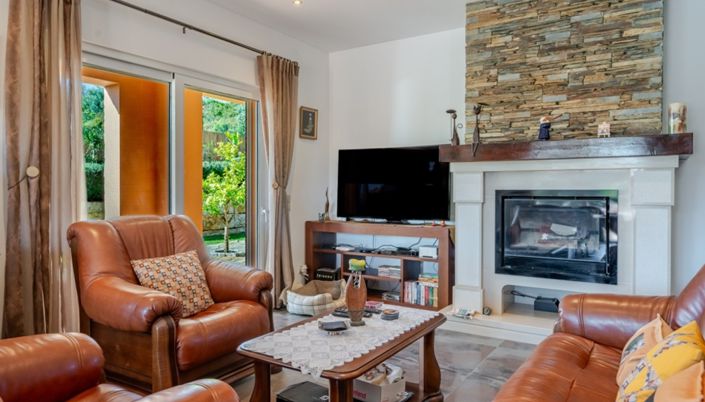 Image No.5-Villa de 4 chambres à vendre à Lagos