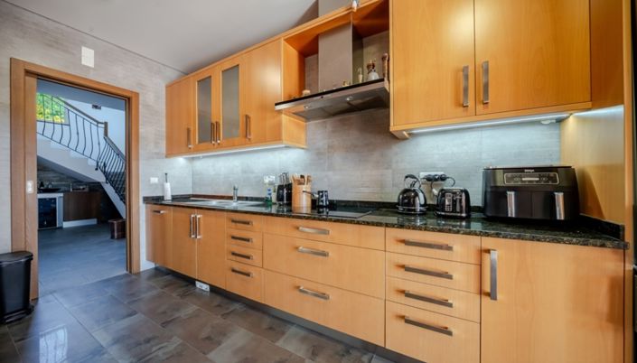 Image No.7-Villa de 4 chambres à vendre à Lagos