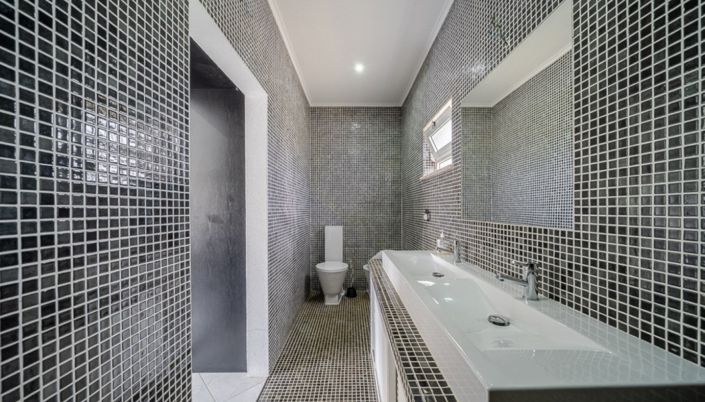 Image No.22-5 Bed Villa for sale