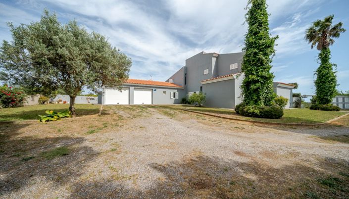 Image No.24-5 Bed Villa for sale