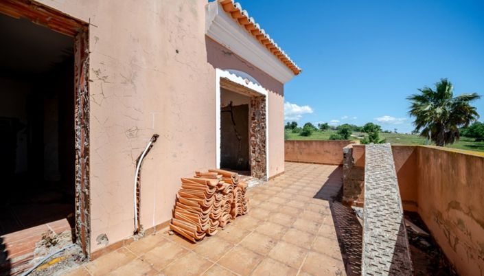 Image No.4-Villa for sale