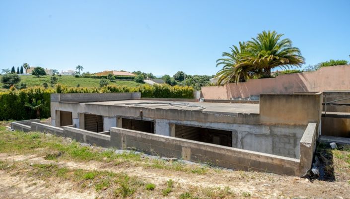 Image No.7-Villa for sale