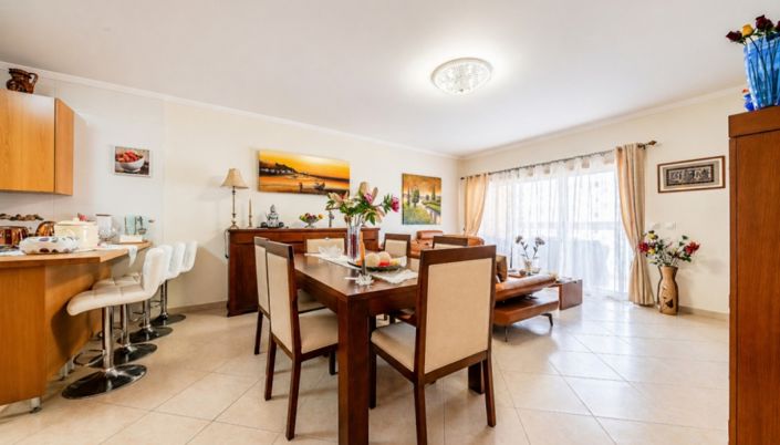 Image No.17-2 Bed Apartment for sale