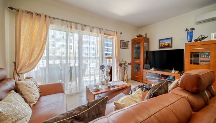 Image No.18-2 Bed Apartment for sale