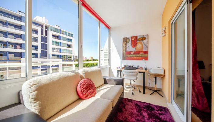 Image No.21-2 Bed Apartment for sale