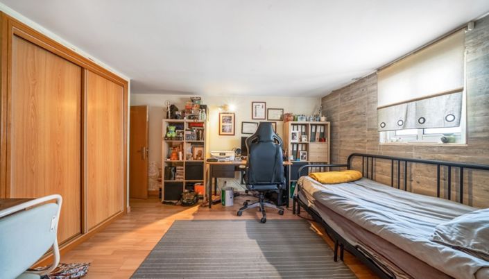 Image No.16-4 Bed Apartment for sale