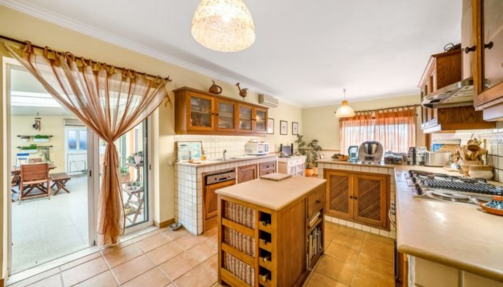 Image No.6-4 Bed Apartment for sale