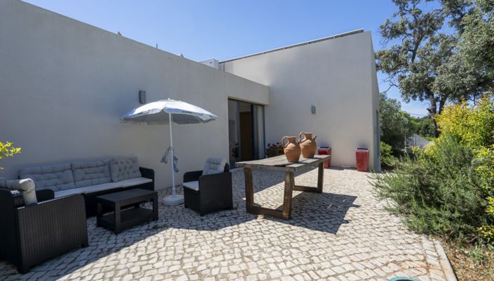 Image No.23-9 Bed Commercial for sale
