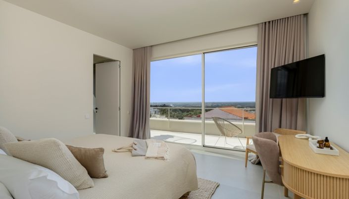 Image No.22-3 Bed Villa for sale