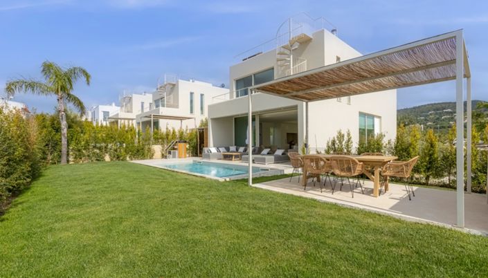 Image No.23-3 Bed Villa for sale