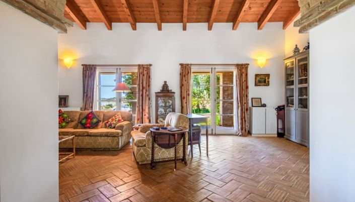 Image No.13-4 Bed Villa for sale