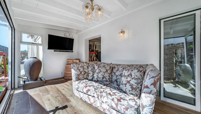 Image No.19-2 Bed Villa for sale