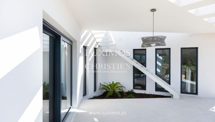 Image No.21-4 Bed Villa for sale