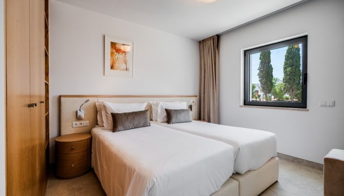 Image No.15-2 Bed Apartment for sale