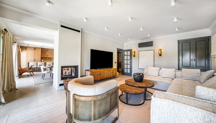 Image No.5-6 Bed Villa for sale