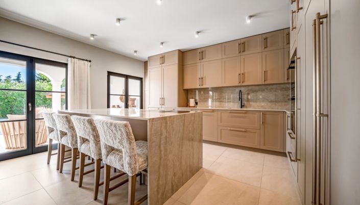Image No.7-6 Bed Villa for sale