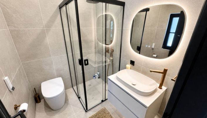 Image No.9-6 Bed Villa for sale