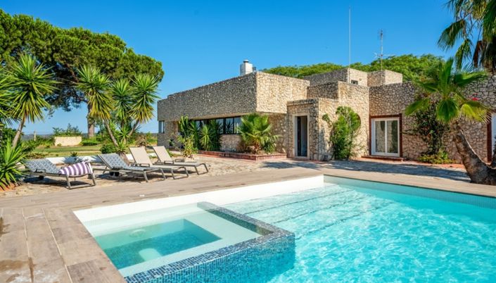 Image No.20-6 Bed Villa for sale