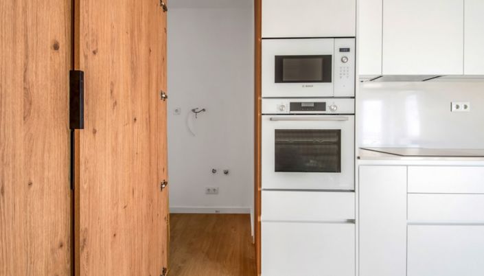 Image No.11-3 Bed Apartment for sale