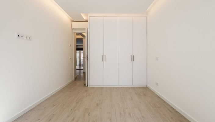 Image No.15-2 Bed Apartment for sale