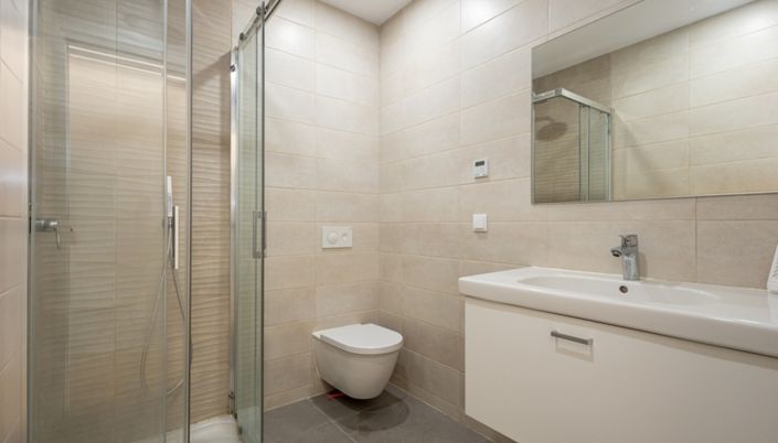 Image No.16-2 Bed Apartment for sale