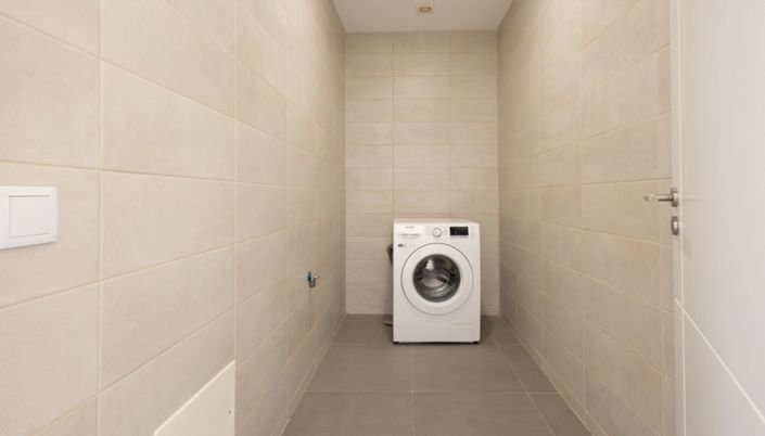 Image No.19-3 Bed Apartment for sale