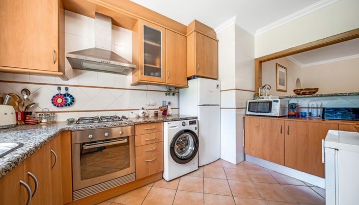 Image No.18-2 Bed Apartment for sale