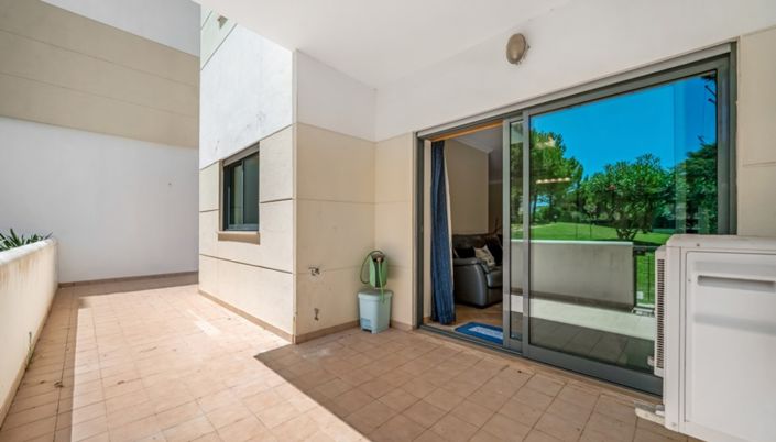 Image No.21-2 Bed Apartment for sale