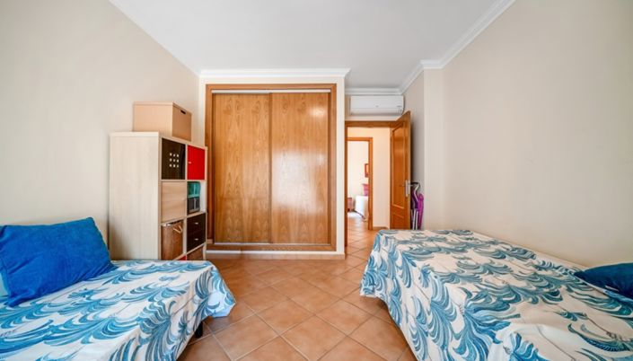 Image No.10-2 Bed Apartment for sale