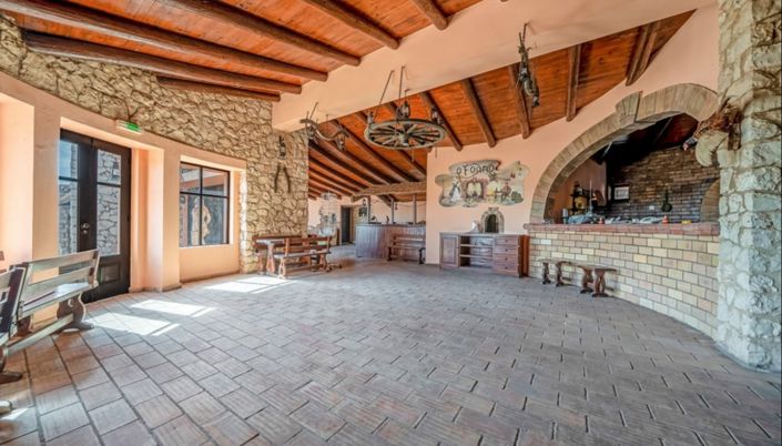 Image No.18-Villa for sale