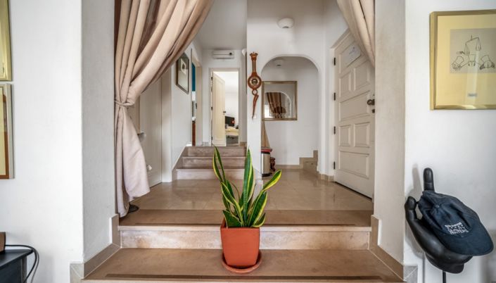Image No.3-3 Bed Villa for sale