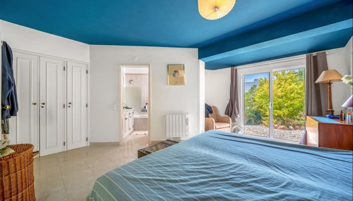 Image No.9-3 Bed Villa for sale