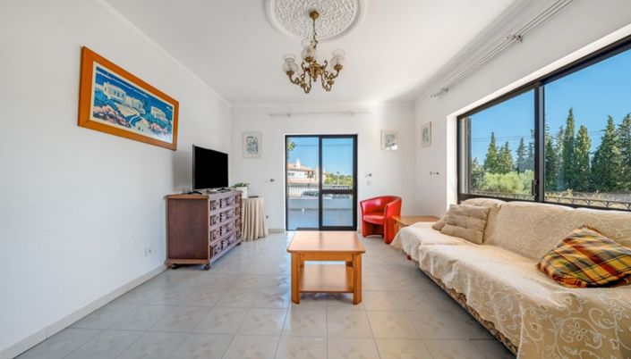 Image No.6-3 Bed Villa for sale