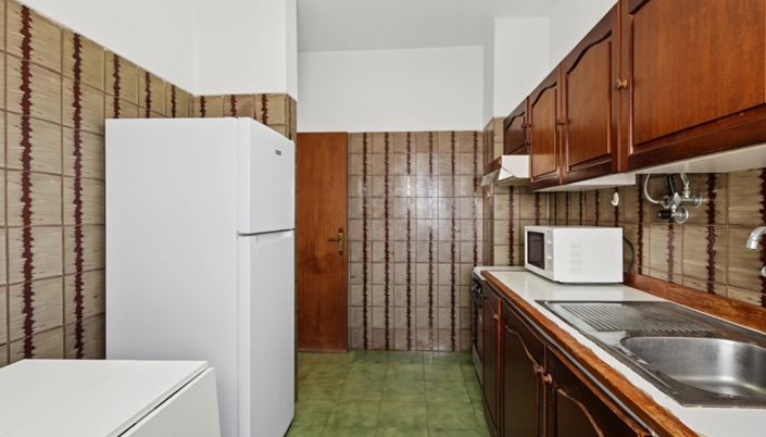 Image No.14-2 Bed Apartment for sale