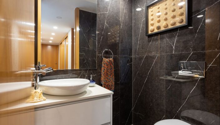 Image No.19-3 Bed Apartment for sale
