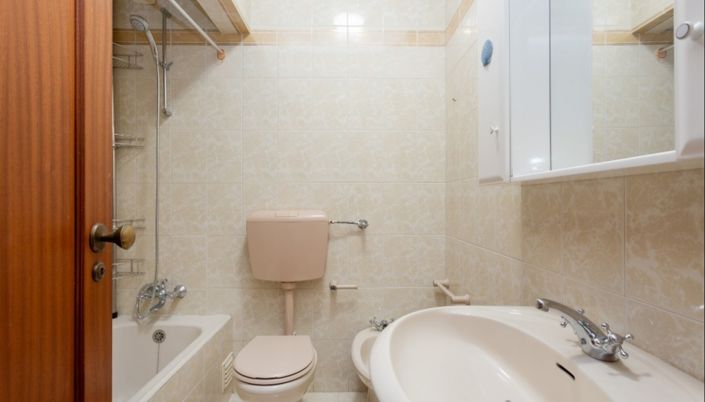 Image No.17-5 Bed Apartment for sale