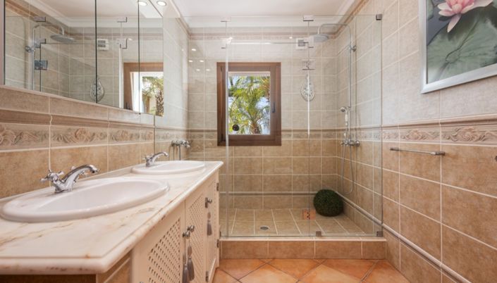 Image No.17-4 Bed Villa for sale