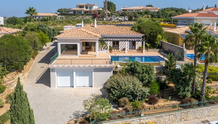 Image No.3-4 Bed Villa for sale
