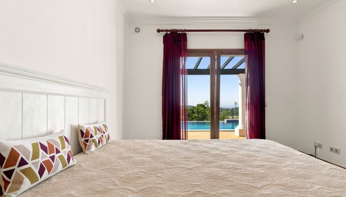 Image No.23-4 Bed Villa for sale
