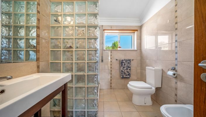 Image No.19-4 Bed Villa for sale