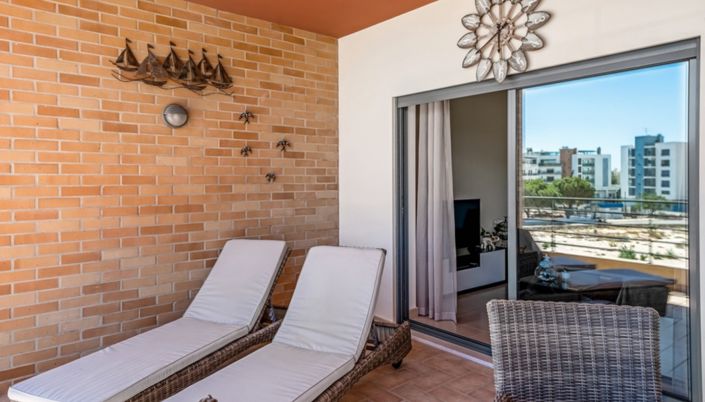 Image No.20-2 Bed Apartment for sale