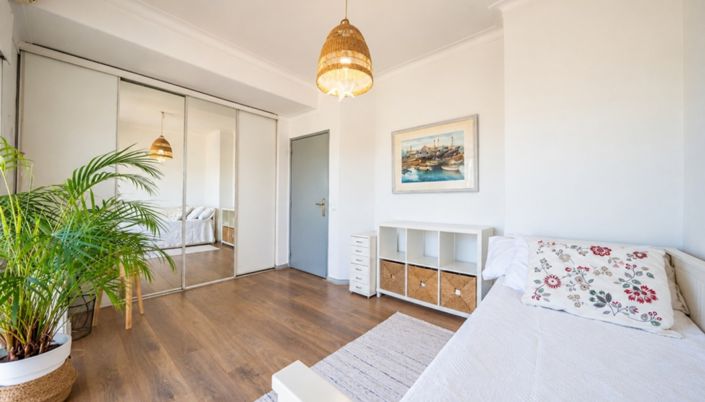 Image No.14-2 Bed Apartment for sale