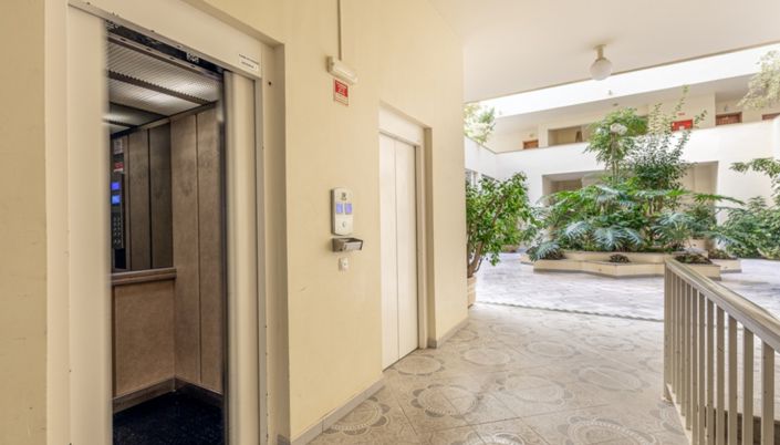 Image No.21-3 Bed Apartment for sale