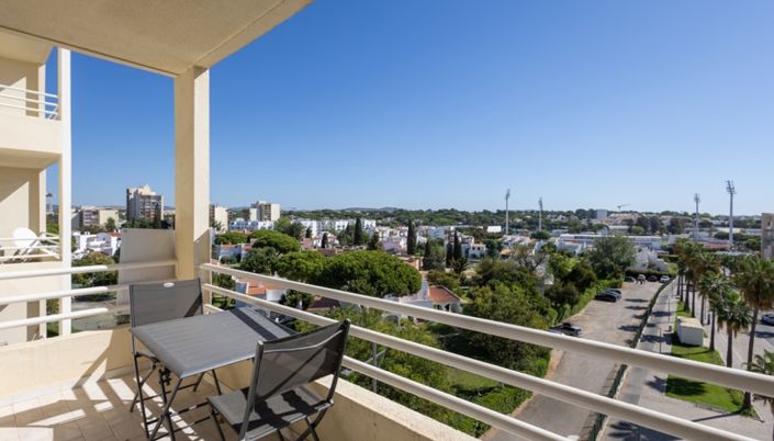 Image No.24-3 Bed Apartment for sale