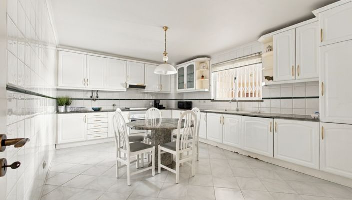 Image No.7-3 Bed Apartment for sale