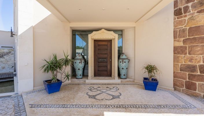Image No.37-7 Bed Villa for sale