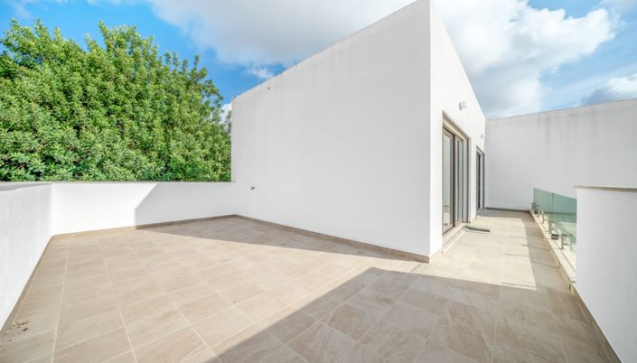 Image No.27-4 Bed Villa for sale