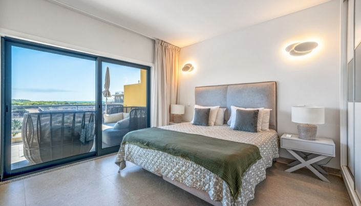 Image No.11-3 Bed Apartment for sale