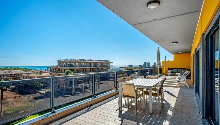Image No.22-3 Bed Apartment for sale